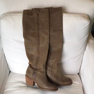 💥SALE💥 Knee high Report boots
